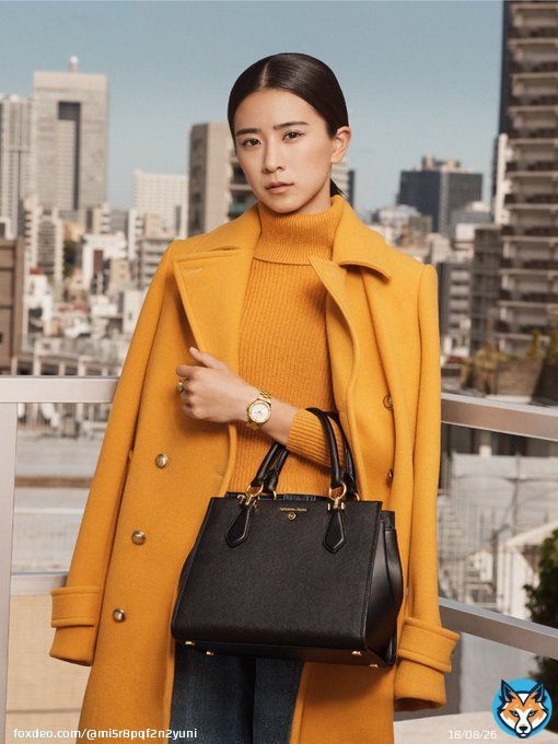 黒島結菜 in MICHAELKORS  #黒島結菜