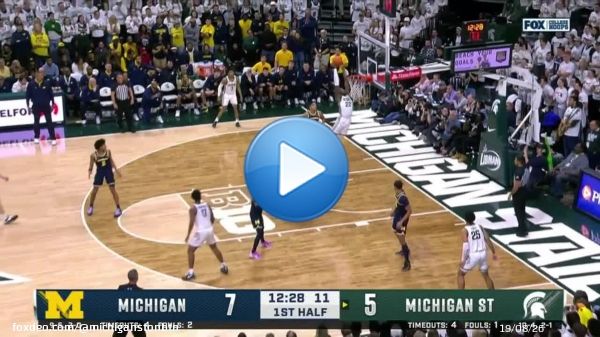Maddy soars for the @MSU_Basketball oop!