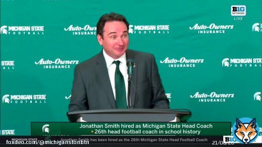 'I've never gone to a college ice hockey game, cannot wait to go down and check some of that out.'   @MSU_Hockey has a new fan in @MSU_Football's @Coach_Smith.
