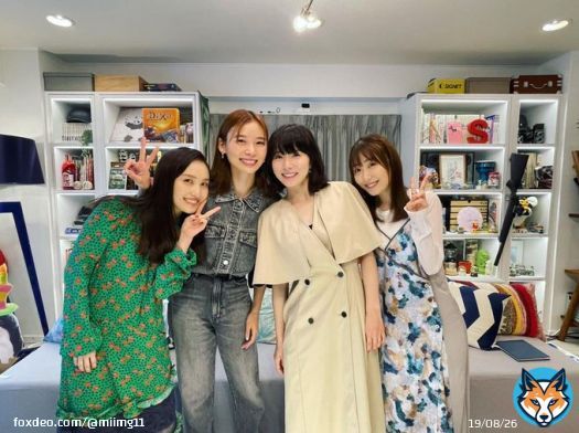松岡茉優   今夜は  TBS系 夜会ハウスに 22時から4人でお伺いします  だいすきな #朝日奈央 #百田夏菜子 #日高里菜  と