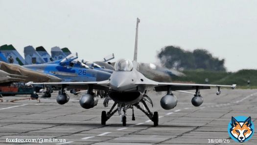 Сполучені Штати наразі виключають передачу Україні винищувачів F-16  Про це сказав президент США Джо Байден.   У США наразі вважають іншу підтримку України більш важливою для нинішнього етапу війни.    #США #Україна #Ukraine