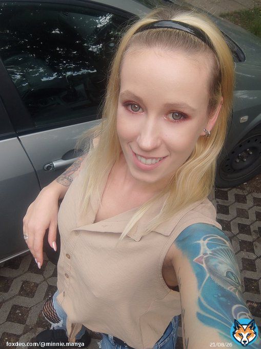 Hey guys  Im back! don't forget to click on the links &  And if you wanna see more  check the link  #sexy #mistress #smiley #tattoo #c4s #loyalfans #blonde