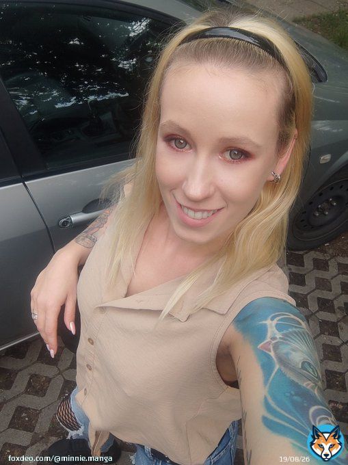 Hey guys  Im back! don't forget to click on the links &  And if you wanna see more  check the link  #sexy #mistress #smiley #tattoo #c4s #loyalfans #blonde
