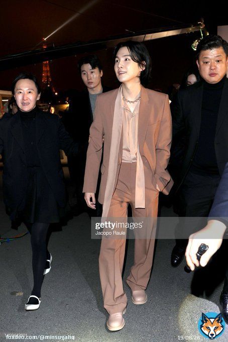 SUGA&rsquo;s first fashion show appearance was a huge success  #SUGAxValentinoCouture HAUTE COUTURE WITH SUGA #SUGAatParisFashionWeek