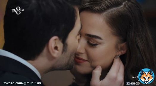 Look at the attraction and chemistry between them   #bensusoral &bull; #tuzak #AkınAkın&ouml;z&uuml; &bull; #UmRen