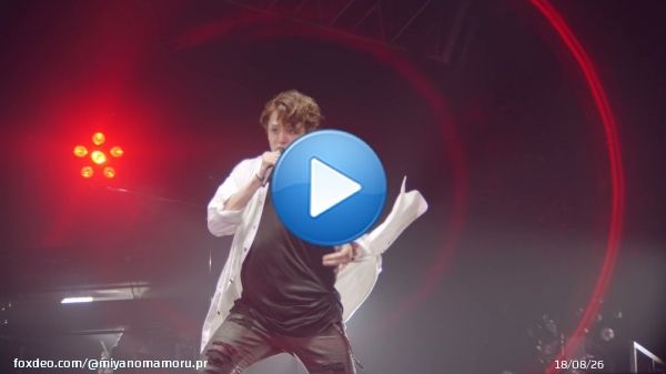 #宮野真守 #ENTERTAINING ライブツアーチケット発売中  次回 12/24(土)&12/25(日) 愛知・日本ガイシホール  チケット発売中   ご来場お待ちしています  最新アルバムの聴き込みも   \u266aMM&times;sty RELIVE MIX（LIVE RELIVING!より）