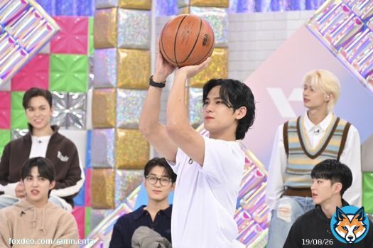 SEVENTEEN、日本食かけ「だるまさんが転んだ」「フリースロー」で全力勝負【写真6枚】  #SEVENTEEN #全力SEVENTEEN #吉村崇 #長谷川忍 @pledis_17jp