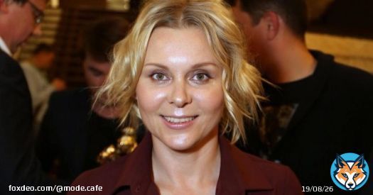 #ЯнаТроянова Яна Троянова в спешке покинула Россию в 2022 году и теперь озвучила местонахождение