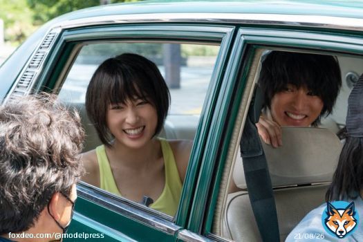 山崎賢人＆土屋太鳳、迫力満点カーアクションのメイキング写真公開＜モデルプレス独占＞  #今際の国のアリス   \u25bc写真・記事詳細はこちら