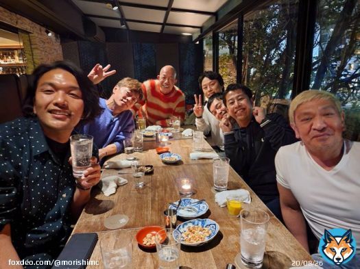 ドリーム東西ネタ合戦終わり、 超先輩方にクリスマスイブをさせてもらいました！ とんでもないサンタさんばっかりや！！ #ドリーム東西ネタ合戦
