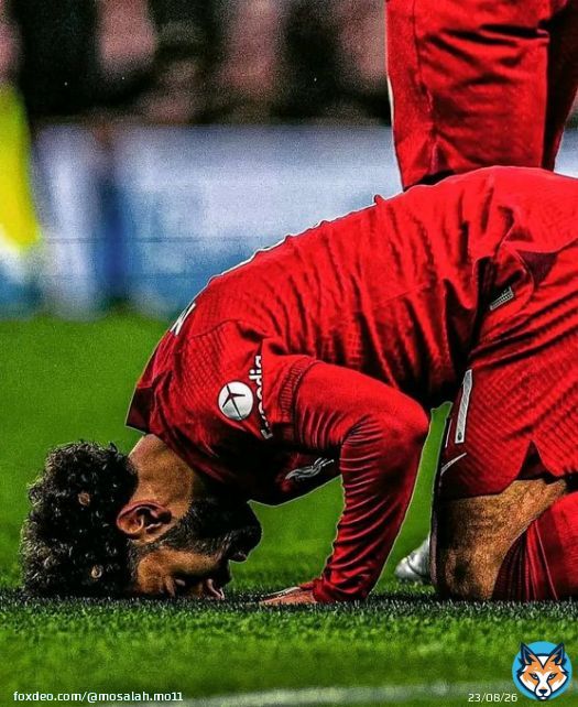 اول شىء تقوم به عند الاستيقاظ من النوم ؟    محمد صلاح يجيب    استيقظ كل يوم في السابعة والنصف صباحًا، وأول شىء اقوم به هو الصلاة.