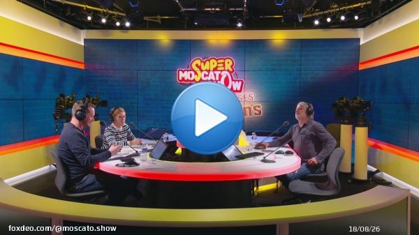 Le cri du c&oelig;ur de Vincent Moscato pour Mohamed Haouas : 'Bravo &agrave; ses copains qui le soutiennent. &Ccedil;a, c'est digne des grandes &eacute;quipes. Et crois moi, ils iront loin parce qu'ils ont cette force justement.' #rmclive