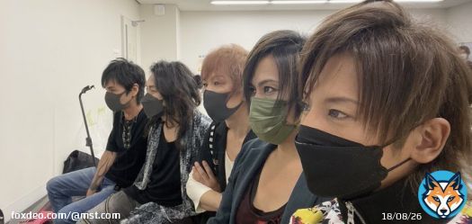 【#Mステ】  このあとは 9年ぶりに再始動する#SOPHIA  Mステ初登場で歌った 「街」を25年ぶりに披露  お楽しみに  #ウラステ 楽屋でみんなと