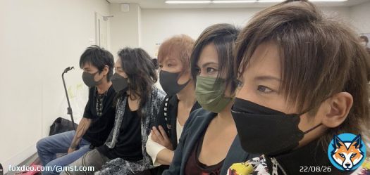【#Mステ】  このあとは 9年ぶりに再始動する#SOPHIA  Mステ初登場で歌った 「街」を25年ぶりに披露  お楽しみに  #ウラステ 楽屋でみんなと