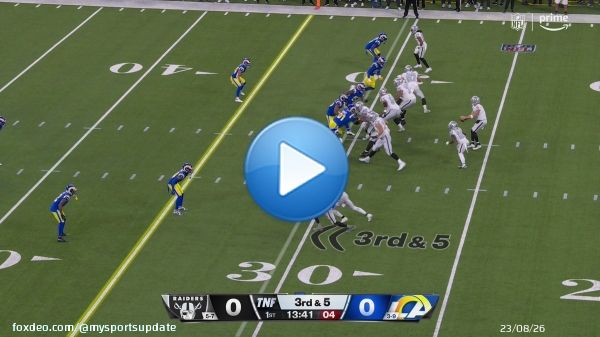 Holy smokes. Davante Adams just made a one-handed grab going up against Jalen Ramsey. Absolutely filthy.