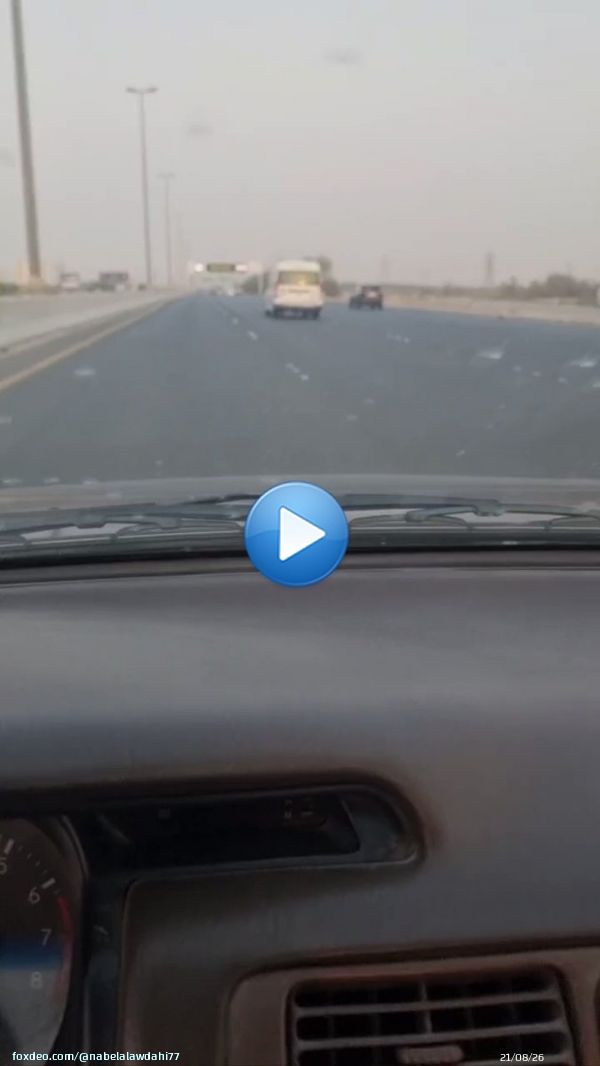 اليوم الاثنين ٢٠٢٢/٨/٢٩وانا رايح الدوام طريق الجهراء سايق شركه مسرع اكثر من ١٧٠