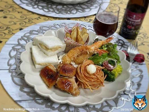 クリスマスイブの献立 2022.12.25  メニュー #ローストチキン #フライドポテト #トマトパスタ #エビフライ  ～#豆腐タルタル #カスタードクリームサンド   #料理好きな人と繋がりたい #おうちごはん #料理 #手料理 #自炊 #クッキング #料理記録 #クリスマスメニュー #クリスマスディナー手作り