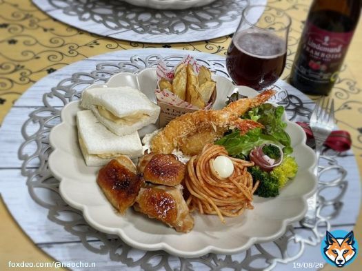 クリスマスイブの献立 2022.12.25  メニュー #ローストチキン #フライドポテト #トマトパスタ #エビフライ  ～#豆腐タルタル #カスタードクリームサンド   #料理好きな人と繋がりたい #おうちごはん #料理 #手料理 #自炊 #クッキング #料理記録 #クリスマスメニュー #クリスマスディナー手作り