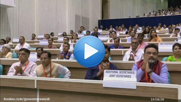 Addressing a programme on Civil Services Day&hellip;Narendra Modi@narendramodiAddressing a programme on Civil Services Day&hellip;