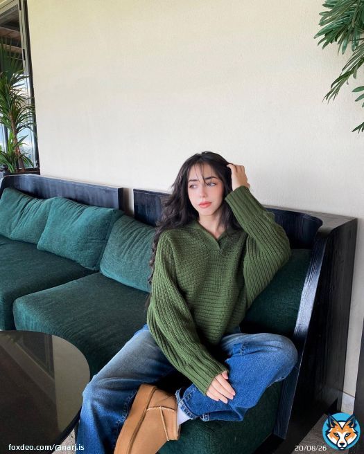 Sunday funday x @FashionNova as always the best ????\ud83c\udffb \ud83d\udd0d: Cozy rib knit collar sweater - hunter \ud83d\udd0d:All for you low stretch straight leg jean\ud83d\udd0d: Major trendsetter booties - chestnut