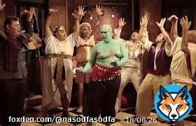 #مش_هنرضي_بالفتات المصريين بعد تخفيض البنزين ربع جنيه #السيسي_ومحمود_بيخربوا_مصر