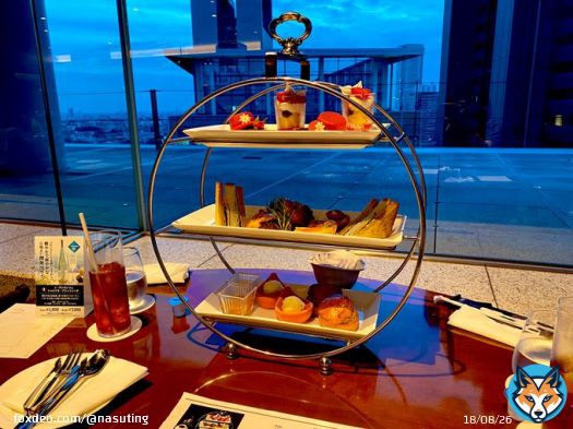 Platinum Jubilee afternoon tea  小田急Century Southern Tower