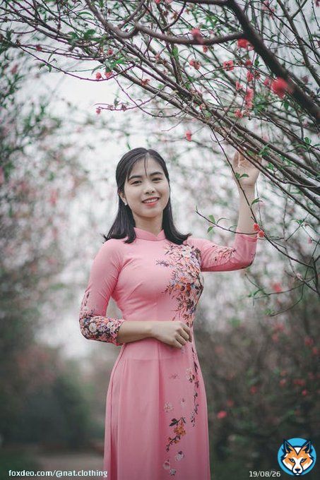 Charming Vietnamese ao dai with a floral print. It&rsquo;s like the incarnation of spring!  #Vietnamese_aodai #Vietnam #aodai #Vietnameseclothing #Vietnamesefolkdress #Vietnameseattire #modernaodai #nationalclothing #folkdress #folkcostume #folkclothing #folkgarment #traditionaldress