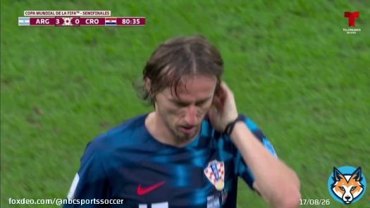Luka Modric comes off for Croatia.   #FIFAWorldCup