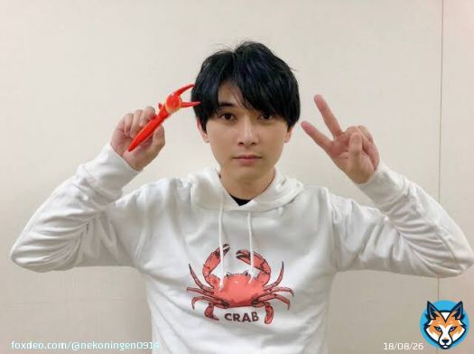 山崎賢人＆広瀬すず、中川大志＆橋本環奈と仲良し俳優たちの熱愛報道が続く中、カニの気配しかない吉沢亮は一生カニ沢亮でいてほしいし、むきむきみっちゃんと付き合っていてほしい