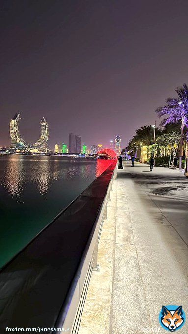 'أمـامــك ليـلةٌ عــن ألـفِ شــهـرٍ    مُــخبـأةٌ لــدى الــعَـشر الأواخــر'  #العشر_الاواخر_من_رمضان  #العشر_الاواخر  #ليلة_القدر