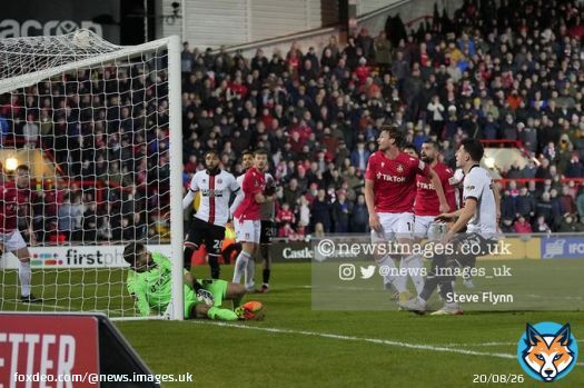 John Egan #12 of Sheffield United scores to make it 3-3 during the Emirates FA Cup fourth round match Wrexham vs Sheffield United at The Racecour &hellip; #SUFC @SheffieldUnited @EmiratesFACup #FACup @SteveFlynn61 Sales - pictures@newsimages.co.uk