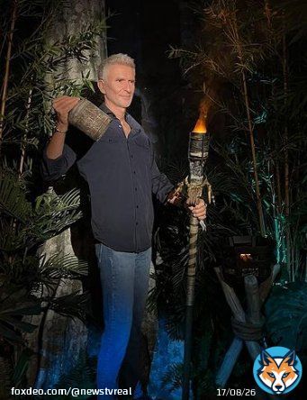 Denis Brogniart, animateur embl&eacute;matique de #KohLanta a d&eacute;sormais sa statue de cire au Mus&eacute;e Gr&eacute;vin. Celle-ci a &eacute;t&eacute; d&eacute;voil&eacute;e ce soir lors d'une c&eacute;r&eacute;monie en son honneur.