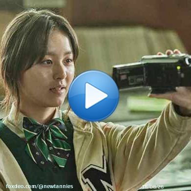The actress Park Jihu who played Onjo in &lsquo;All of us are dead&rsquo; was a guest cameo in newjeans &lsquo;DITTO&rsquo; MVs. She was the friend who kept filming the members.   OH SAY IT DITTO #DITTO_OUTNOW #NewJeans_Ditto #NewJeans #뉴진스