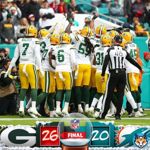 The @packers get their third straight W to keep their playoff hopes alive! #GBvsMIA