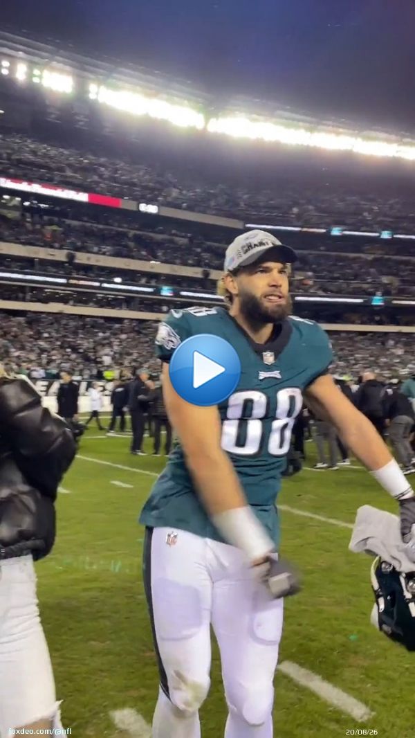 .@goedert33 is all of Philly right now.   #SFvsPHI | #FlyEaglesFly