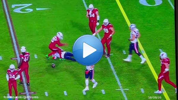 #Patriots Nelson Agholor watching out for his teammate Davante Parker.