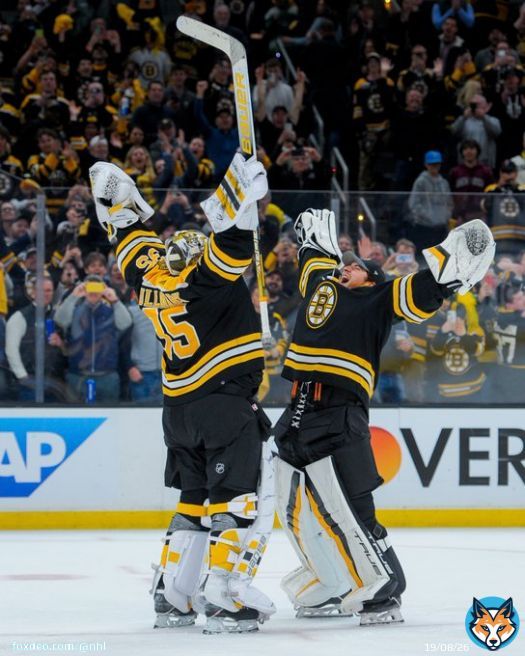 What's better than a SwayMark goalie hug? A #StanleyCup Playoffs SwayMark goalie hug.