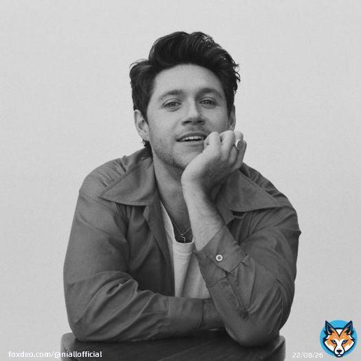Going live on TikTok at 11:15am PT / 7:15pm GMT ! See ya then lovers x