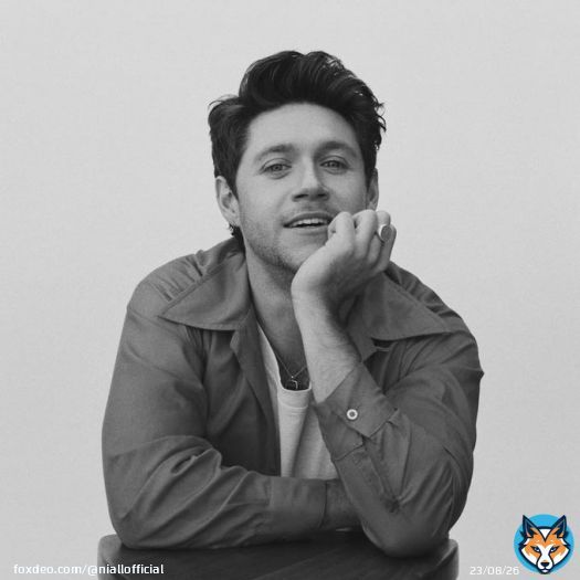 Going live on TikTok at 11:15am PT / 7:15pm GMT ! See ya then lovers x
