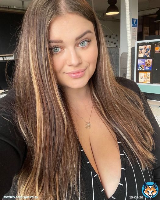 Glow up. Educate yourself. Dress well. Make money. Work hard!\ud83d\udc8e\u2728..........._#glowup #workhard #business #businesswoman #businessowner #smile #blondy #instagood #love #happieness #girlsboss #entrepreneur #entrepreneurlife #entrepreneursurship #quotesdaily