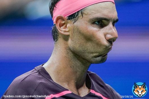 R2  Messy. Freakish. I hid behind my phone most of the time. So relieved we get to see our boy this weekend. We love you, @RafaelNadal! Onto round 3! VAMOS!!!