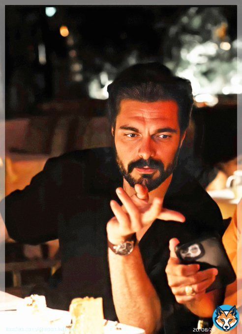 i vote Halil Ibrahim Ceyhan as the most handsome face of 2023  @tccandler @HalYam101 @cl_kirimli @Nur__Hamza   #Halilİbrahimceyhan #100thebestface  #topfaceintheworld2023  #specialawards