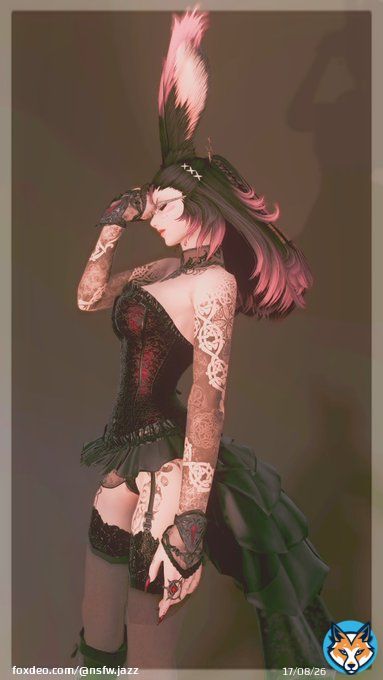 I am obsessed with my bun.  So have some... sultry-esque shots  #ffxivnsfw