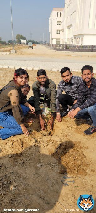 Celebration of #HaryanaDay by 100 #Tree Plantation drive by @_NSSIndia unit of Vaish College Bhiwani Haryana #AzadiKaAmritMahotsav  #NationalUnityDay  @ianuragthakur @NisithPramanik @pankajsinghips @PIB_India @YASMinistry @PMOIndia @NssVcb