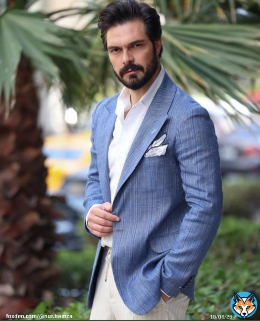 i vote halil Ibrahim Ceyhan   as the most handsome face of 2023 the most talented the King  @Nur_Hamza2 @nesilbarlass @CgadaHi @HananGhazy12 @fatima_zakri   #HalilİbrahimCeyhan #topfaceintheword2023 #100thebestface