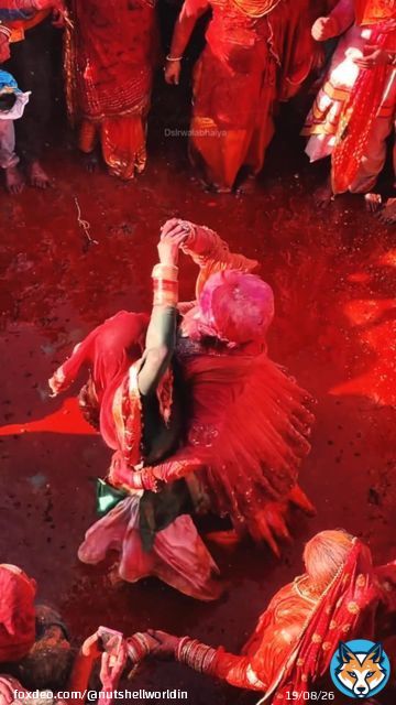 Vibrant hues..... Wishing you a very happy Holi!  #trending #viralvideos #viralreels #reeitfeelit #reelinstagram #reelkarofeelkaro #instagood #tbt #viajes #picoftheday #1m #explore #explorepage #holi #holifestival
