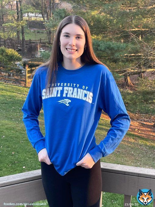 Congratulations to our senior co-captain Kate McMullen who will continue her career as a student-athlete playing volleyball at the University of St. Francis (Indiana). #Family #MultisportAthlete