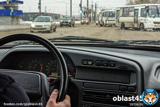 Машину за долги: курганец оплатил штрафы, чтобы не потерять автомобиль   В Кургане судебные приставы взыскали с водителя 44 штрафа ГИБДД на сумму 34 тысячи рублей. Курганец оплатил задолженность только под угро    Подробности по ссылке    #область45 #курган