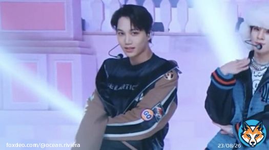 King  so  KAI BRINGS THE HEAT   #SMAcesForHotandCold #KAI_HOTandCOLD #KAI #카이