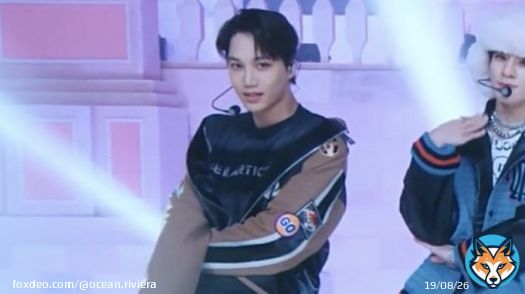 King  so  KAI BRINGS THE HEAT   #SMAcesForHotandCold #KAI_HOTandCOLD #KAI #카이